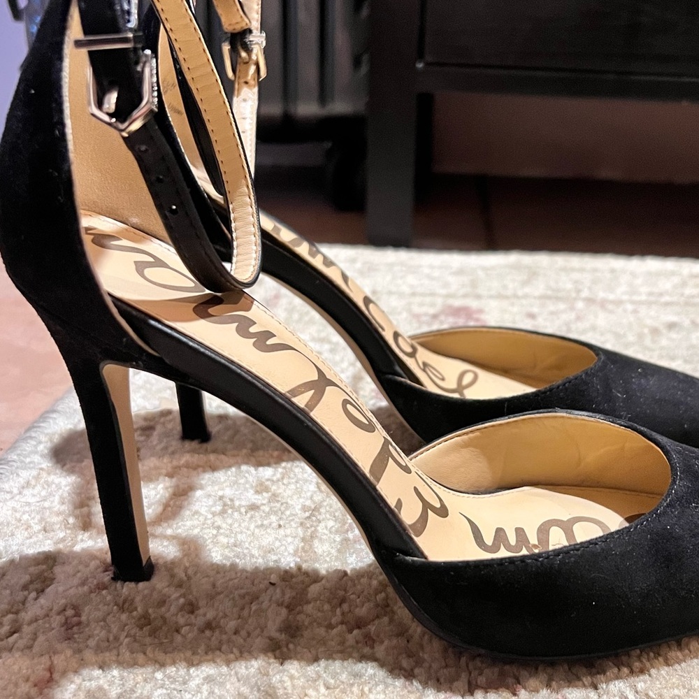 Sam Edelman Black Suede Pumps